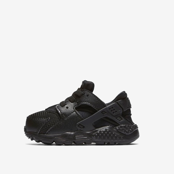nike huarache all black
